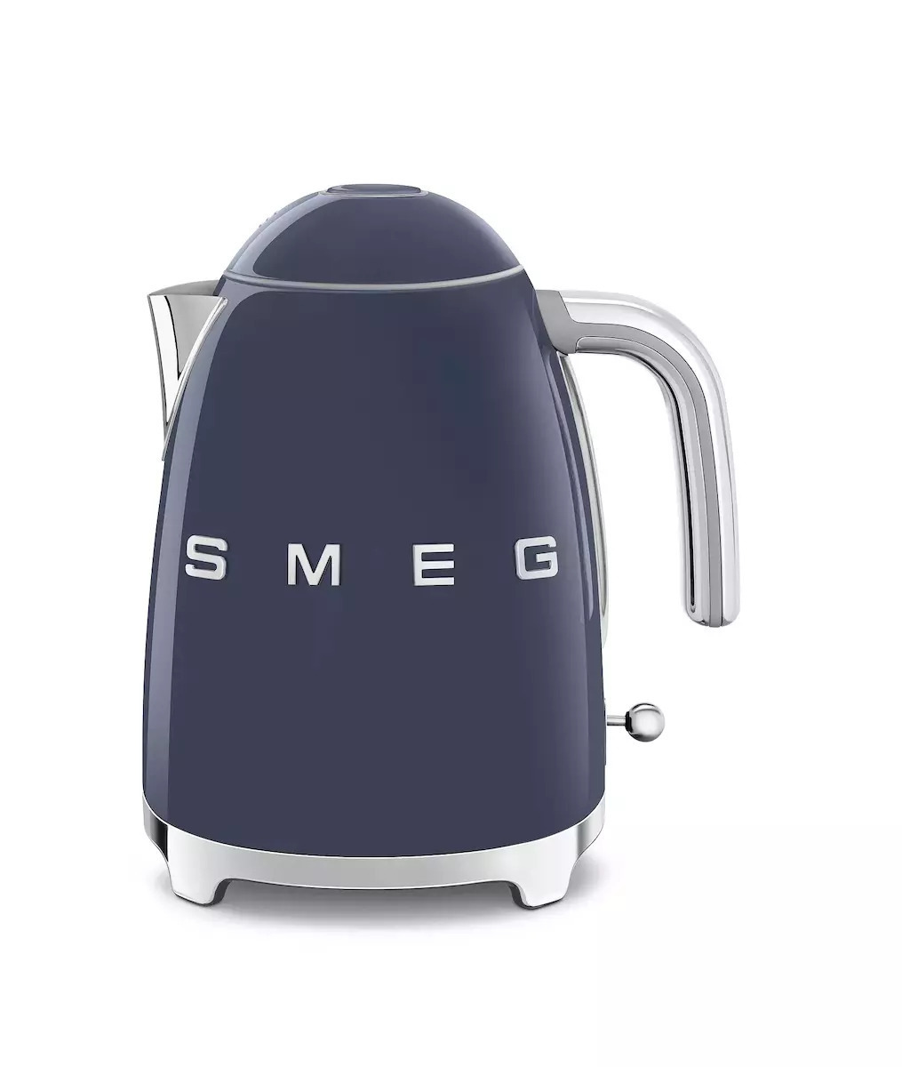 20251212163120_smeg_vrastiras_1_7lt_2400w_kafe_klf03nbeu.jpeg SMEG Wasserkocher KLF03NBEU Navy Blue 17 L - Image 1